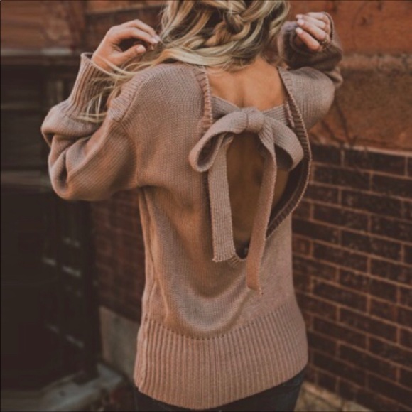🍁New🍁Open tie back Sweater - Picture 2 of 8